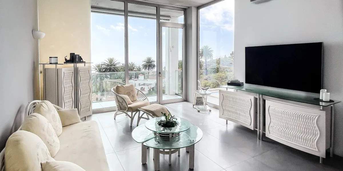 Villa de lujo Casa El Goce con piscina y vistas al mar en La Palma