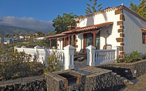 Ferienapartment mit Pool bei El Paso auf La Palma