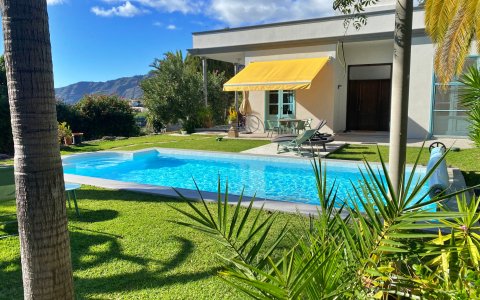 Luxusvilla mit Pool bei Los Llanos auf La Palma