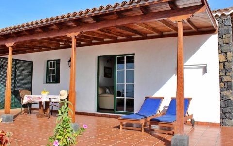 Bungalow mit Pool in Las Norias auf La Palma