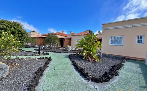 Apartment mit Pool und Meerblick in Todoque La Palma