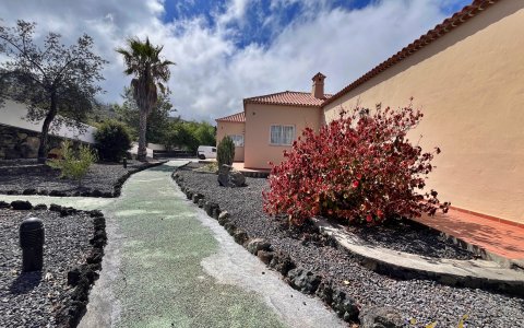 Apartment mit Pool und Meerblick in Todoque La Palma