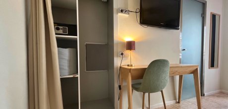 Doppelzimmer 2 mit Balkon