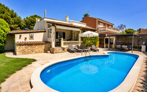 Ferienhaus mit Pool in Alcudia Mallorca
