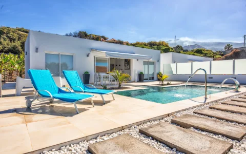 Ferienhaus mit Pool in Tajuya auf La Palma