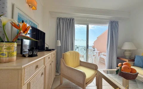 Ferienapartment mit Meerblick in Puerto Naos