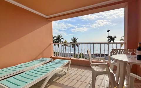 Ferienwohnung mit Meerblick in Puerto Naos