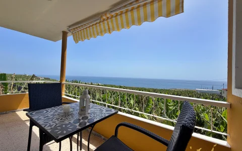 Ferienhaus mit Meerblick bei Puerto Naos